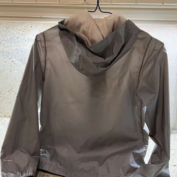 North Face rain coat for girl - Picture 3 of 3